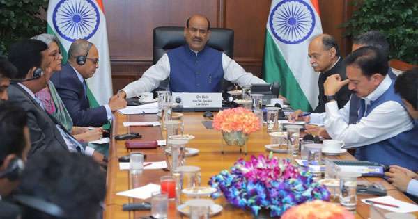 මන්ත්‍රීලා පිරිසක් ඉන්දියාවේ අධ්‍යයන චාරිකාවක