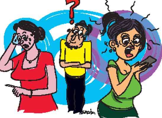 එස්.එම්.එස් ජෝක් එකෙන් පවුල කැඩෙන්න ගිහින්