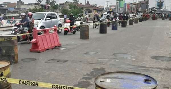 ජාඇල  පාලමේ පිපුරුමක්: මං තීරුවක් වසයි