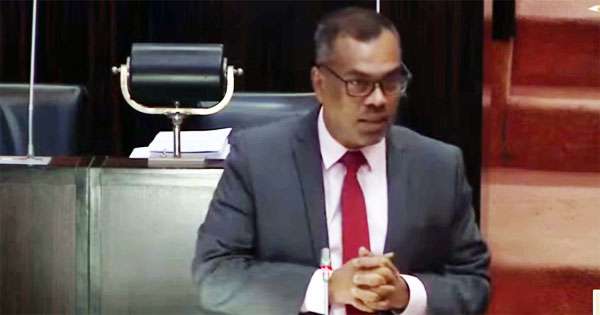 රට ඇතුලේ කිසි අර්බුදයක් නෑ