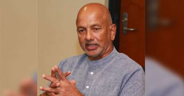 ගුවන් සේවා සමාගමේ සභාපති ඉල්ලා අස්වෙයි