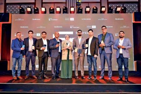 Infinix වෙතින් AI Matrix Display සහ Snapdragon ප්‍රොසෙසරය සහිත NOTE 60 ස්මාර්ට් ෆෝන් මාදිලි පෙළක්