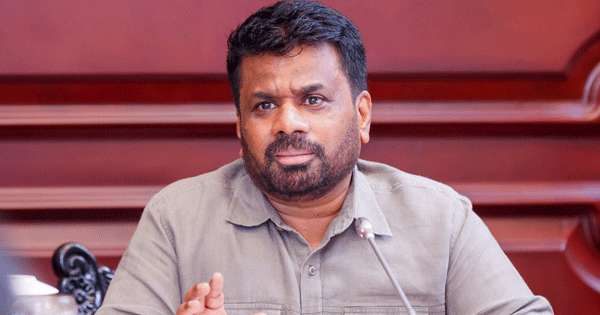 හිටපු ඇමති ගෙවල් වලින් ඉක්මනින් වැඩක් ගන්නැයි නියෝග