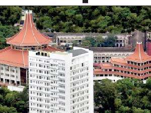අධිකරණයේ සැබෑ නිදහස - දේශපාලනය