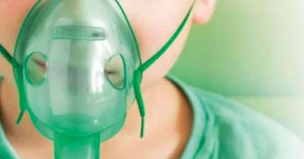 රසායනික ද්‍රව්‍යයක් ශ්වසනය වී සිසුවියන් 13 ක් රෝහලට