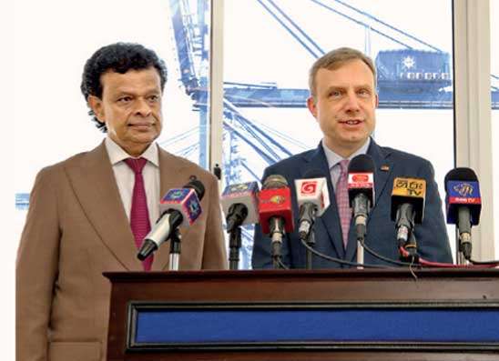 කොළඹ වරාය නවීකරණයට ඇමෙරිකාවෙන් ඩො. මි. 17ක ආයෝජනයක්