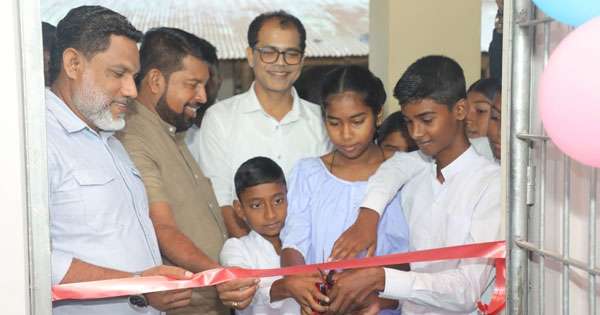 ගුරු සේවය වැඩිම වැටුප් ලබන රැකියා 10 අතරට