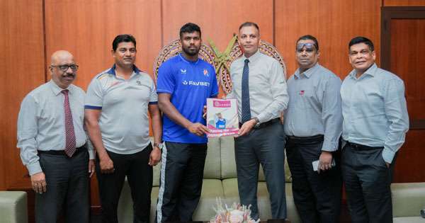 හෙල්ල විසි කිරීමේ ශූරයාට සමාගම් දෙකක අනුග්‍රහය
