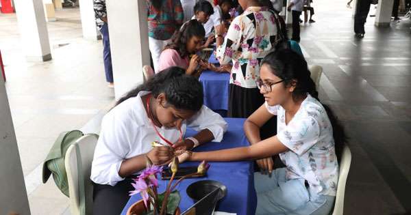 තරුණ සේවා සභාවෙන් ලස්සන දන් දෙන දන්සැලක්