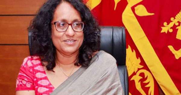 හරිනි අද චීනෙට