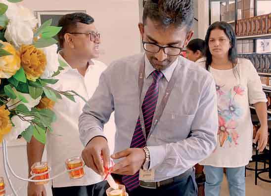 යන්කො නව මධ්‍යස්ථානයක් අලු‍ත්ගමදී විවෘත කෙරේ