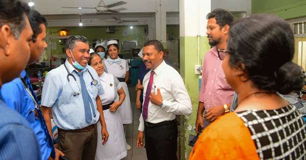 තංගල්ල මූලික රෝහලට තට්ටු නවයක ශල්‍ය වාට්ටු සංකීර්ණයක්