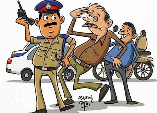 මෝටර් රියේ ඇවිත්  යතුරුපැදිය හොයලා