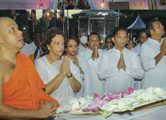ස්වදේශී කොහොඹ කතරගම කිරි වෙහෙර සහ රුහුණු මහා කතරගම දේවාලය 24වන වරටත් ආලෝකමත් කරයි