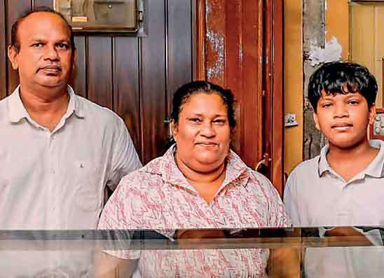 ලාබයට වඩා පාරිභෝගික සේවාවට මුල්තැන දී ව්‍යාපාර ලොව නම රැන්දූ ගමගේ බේක් හවුස්