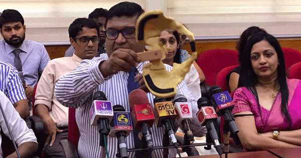 බද්ධ දරුවන් වෙන් කළ විශ්මිත සැත්කම