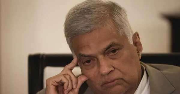 සංචිත බිලියන 15 ක් කර නොගත්තොත් ඉදිරිය භායානකයි