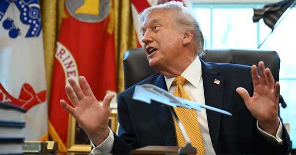 ට්‍රම්ප් කියුබාවට පහර දෙන්න සූදානම්