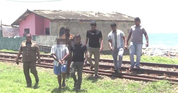 ඉන්දියාවෙන් පැන්න කුඩු ජාවාරමා වාද්දූවෙන් මාට්ටු