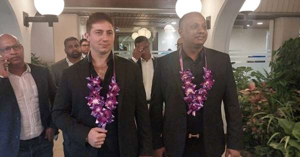 මෙරට බලශක්තිය වැඩි කරන්න එතෙර දෙදෙනෙක් මෙරටට