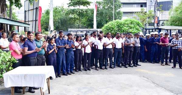 තරුණ දෑත් රෝහල් 33 ක් අලුත් කරයි