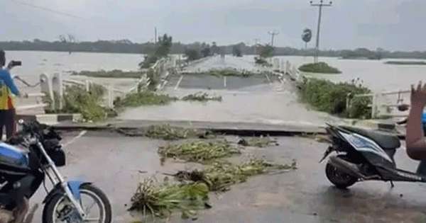 පුත්තලමේ පාලම් දෙකක් කැඩේ