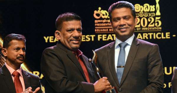 ප්‍රගීත් සම්පත්ට සම්මාන දෙකක්