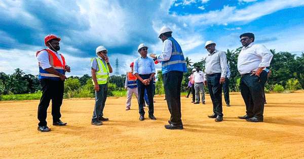 මධ්‍යම අධිවේගයේ කඩවත - මීරිගම කොටසේ වැඩ සියයට 40ක් අවසන්