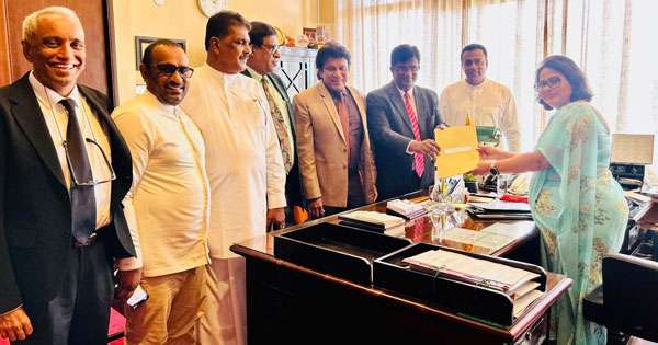 කතානායක විශ්වාසභංගය පාර්ලිමේන්තු මහ ලේකම්ට බාරදෙයි