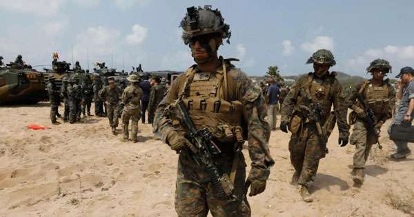 මැදපෙරදිගට ඇමෙරිකා හමුදා බලඇණියක්