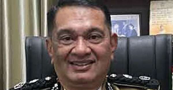බන්ධනාගාර නව මාධ්‍ය ප්‍රකාශක සේනක පල්ලේතැන්න