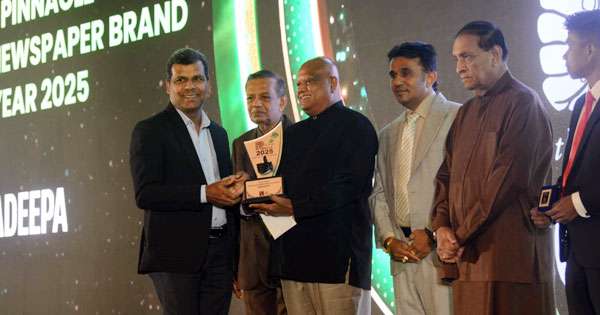 වසරේ ජනප්‍රියම පුවත්පතට හිමි සම්මානය ලංකාදීපයට