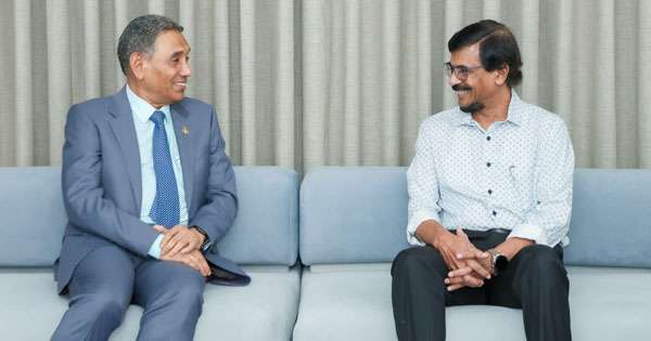 මාලදිවයින් මහ කොමසාරිස් ටිල්වින් හමුවෙයි