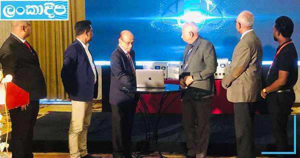 නිකවැරැටියේ නිර්මාණකරුවෙක් සෝලා ජෙනියක් නිපදවයි