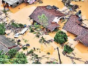 දේශපාලනයට කොටු වුණු ගංවතුර