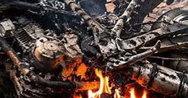 ගිනි ගනිමින් තිබූ යතුරු පැදියක් හමුවේ