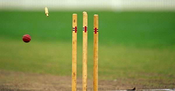 ක්‍රිකට් රැක ගන්න හරි වෙලාවට තීන්දු ගන්නවා