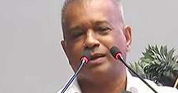 පොහොර වලටත් කිව්.ආර්