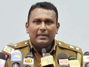 ඩුබායි රටෙන් පිටුවහල් කළ තවත් අයෙක් ප්‍රශ්න කර මුදාහරියි