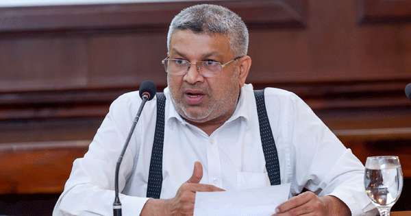 අධිකරණ ඇමති රස පරීක්ෂක දෙපාර්තමේන්තුවේ වැඩ බලන්න යයි