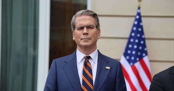 යුද්ධයට මුදල් ගැටලු නෑ: බදු වැඩි කරන්න අවශ්‍ය නෑ