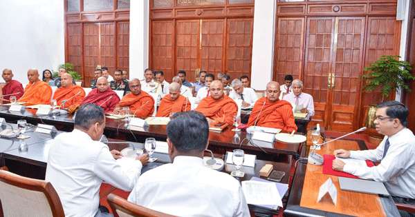 අමරපුර උපසම්පදා උළෙල රාජ්‍ය අනුග්‍රහයෙන්