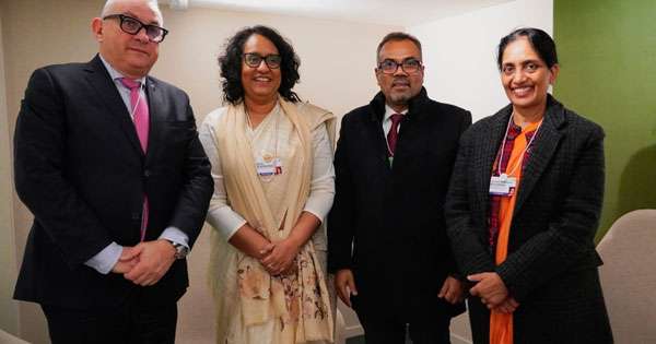 හරිනි ලෝක ආර්ථික සමුළුව සමඟ සාකච්ඡා