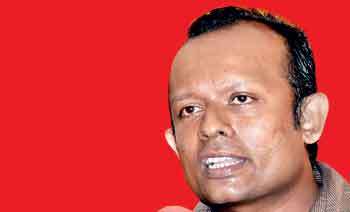 මේ ආණ්ඩුව දැන් කරන්නේ කබ්බෝ කබ්බෝ ෆෝම්කරන එකයි