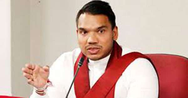 ඩොලර් මිලියන ගණනක මුදල කාගේ ගිණුමට ද ගියේ