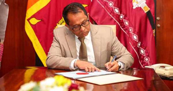 වස්තුභංගත්ව පනත් කෙටුම්පතට කතානායකගේ සහතිකය