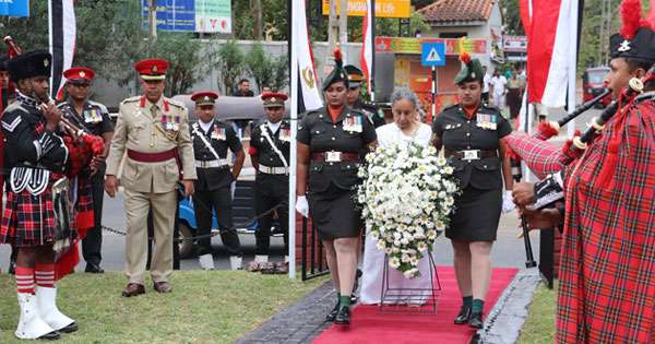 ඩෙන්සිල් කොබ්බෑකඩුව ගුණ සැමරේ