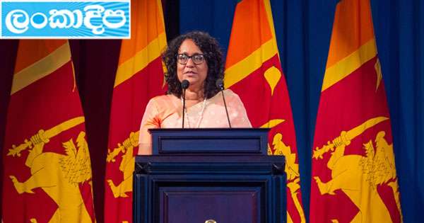 කාන්තාවන්ට විශ්වාසයෙන් නායකත්වය දෙන පරිවර්තනයක් ඕනෑ