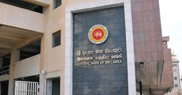 ඉකුත් මස සංචාරක පැත්ත පහළ ගිහින්