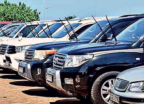 වාහන බලපත්‍ර නැවත දීම ආර්ථික ප්‍රතිසංස්කරණවලට  තර්ජනයක්